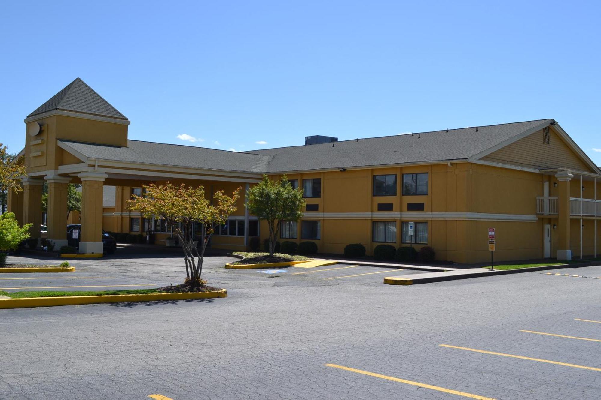 Dayspring Extended Stay Greensboro Εξωτερικό φωτογραφία