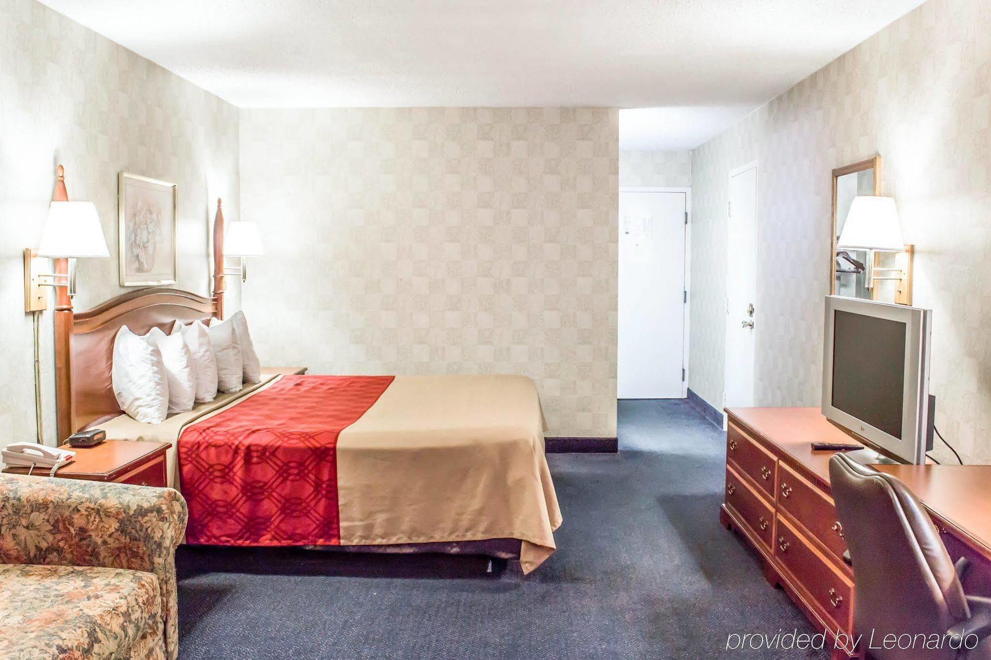 Dayspring Extended Stay Greensboro Εξωτερικό φωτογραφία