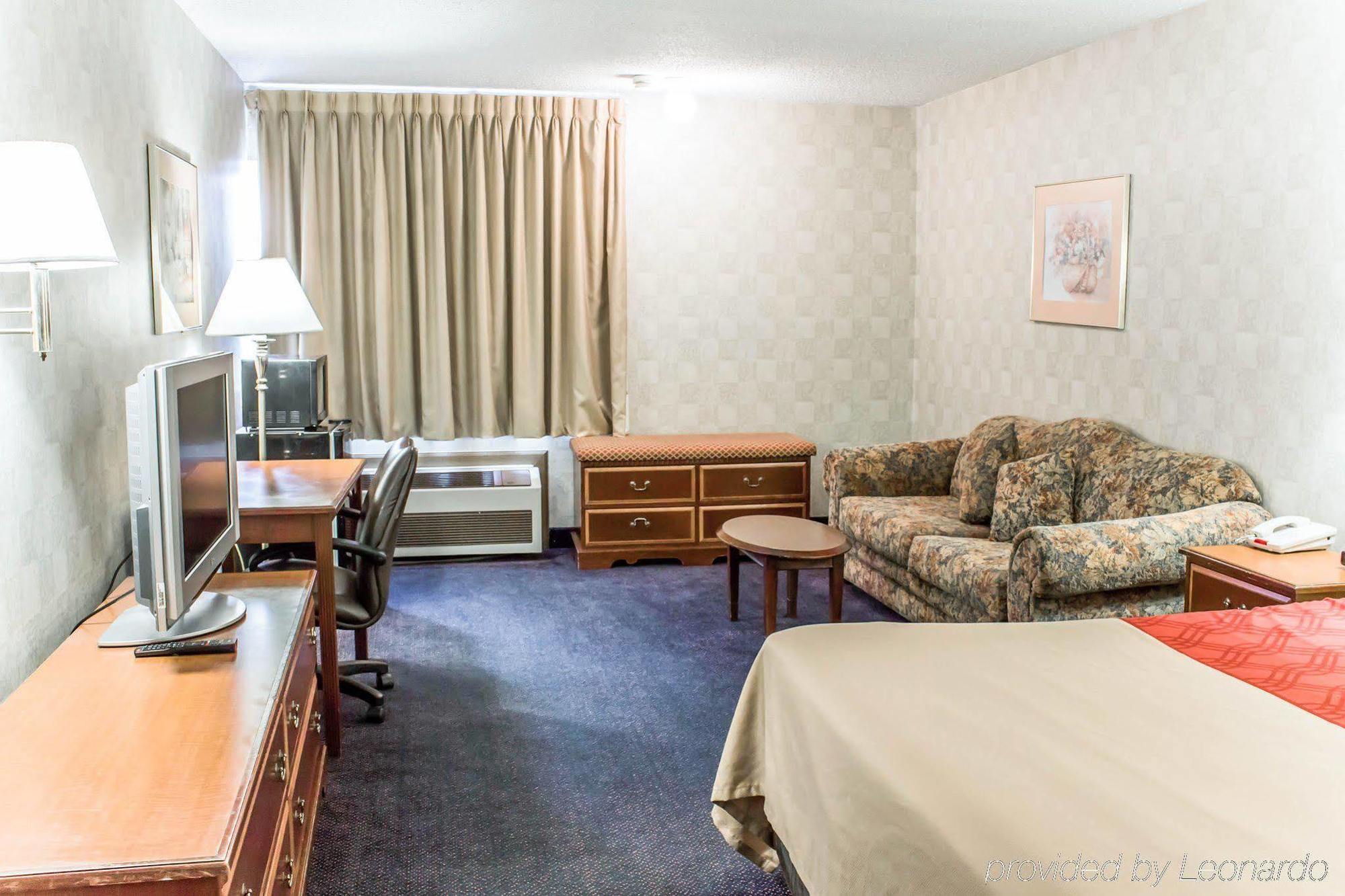 Dayspring Extended Stay Greensboro Εξωτερικό φωτογραφία