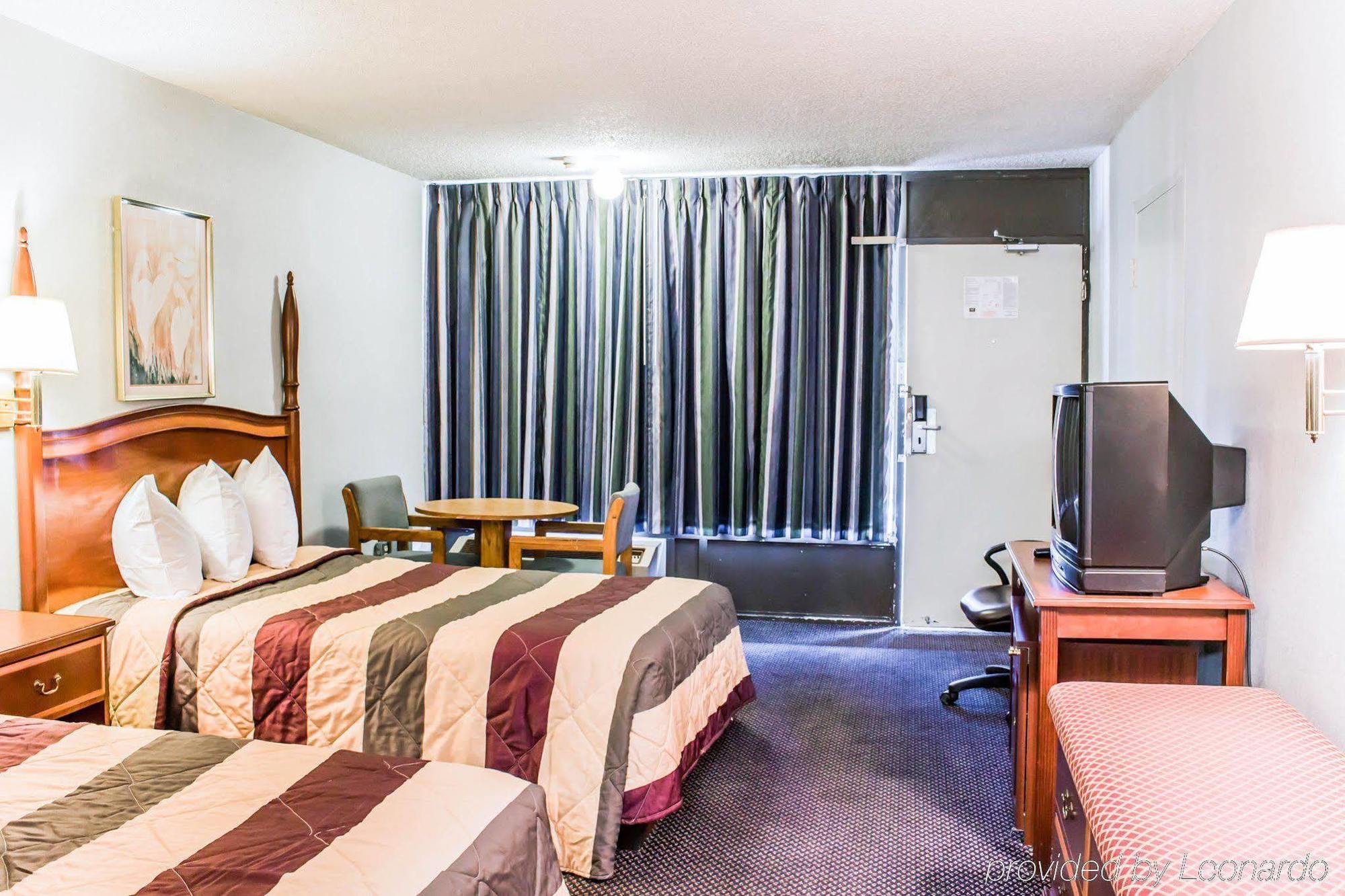 Dayspring Extended Stay Greensboro Εξωτερικό φωτογραφία