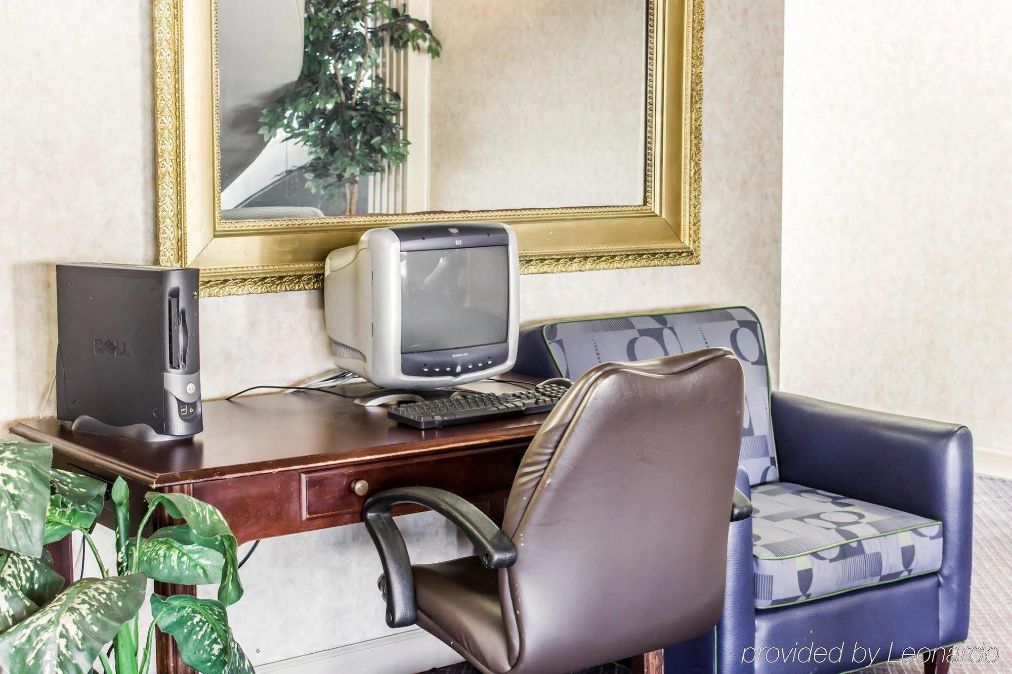 Dayspring Extended Stay Greensboro Εξωτερικό φωτογραφία