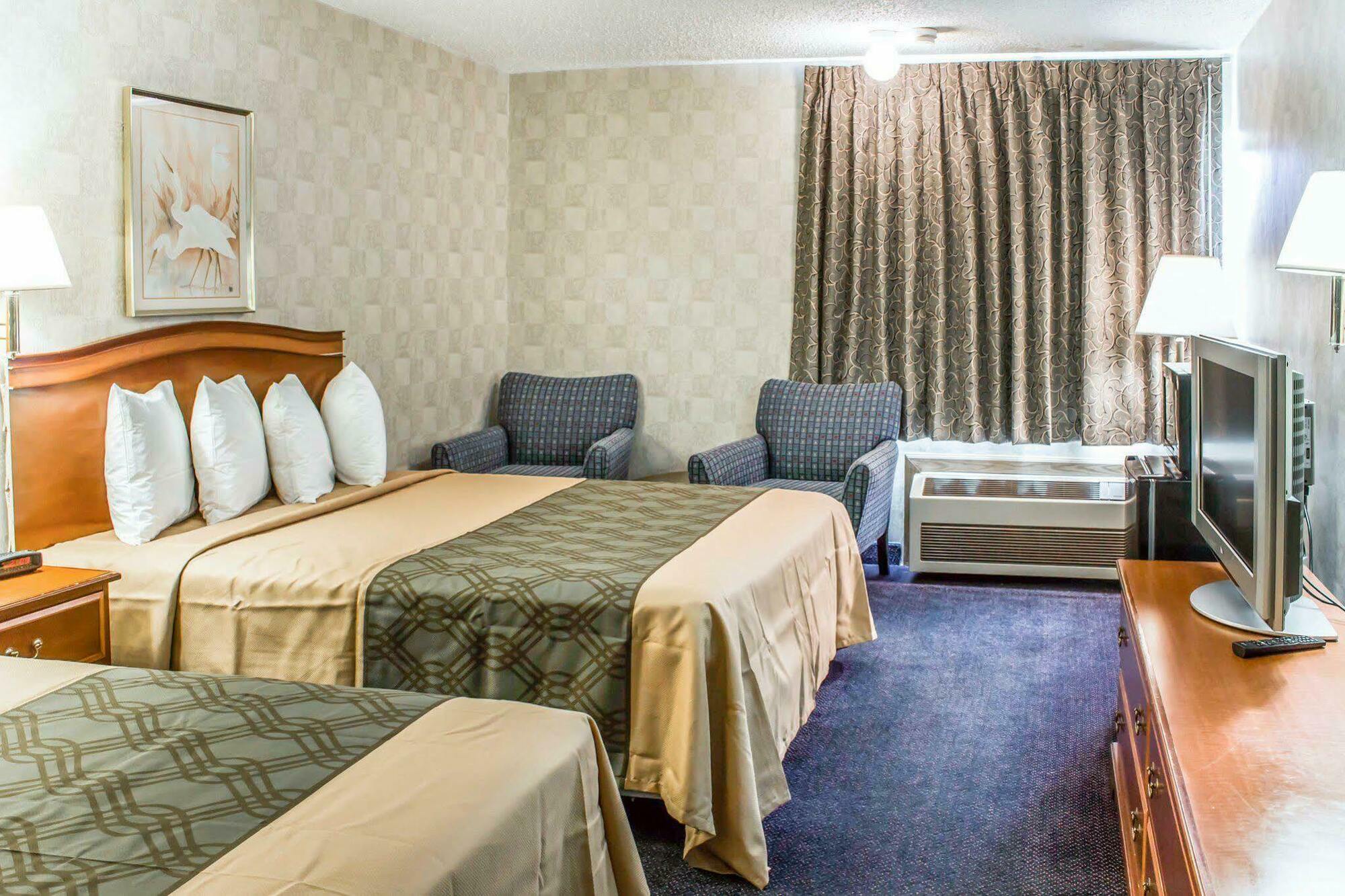 Dayspring Extended Stay Greensboro Εξωτερικό φωτογραφία